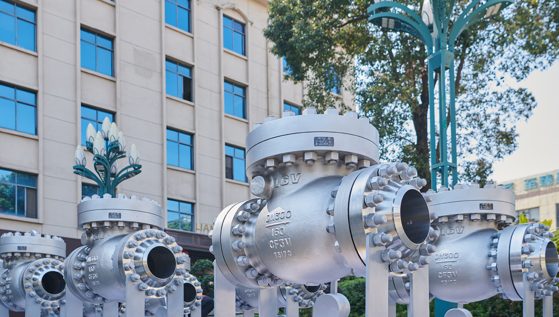 DN300 微阻缓闭止回阀