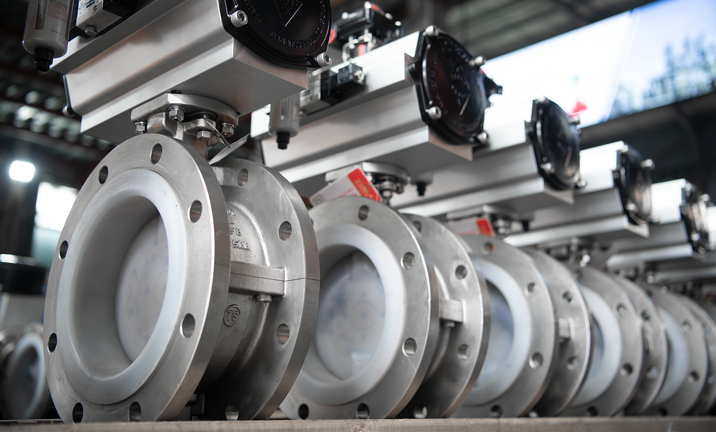 <p>匠心铸就<br>标准化生产下的精品之路</p>