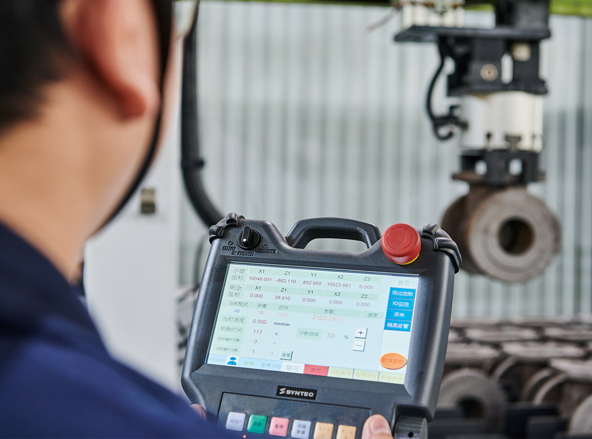 自动流水线<br/>
灵活且高效