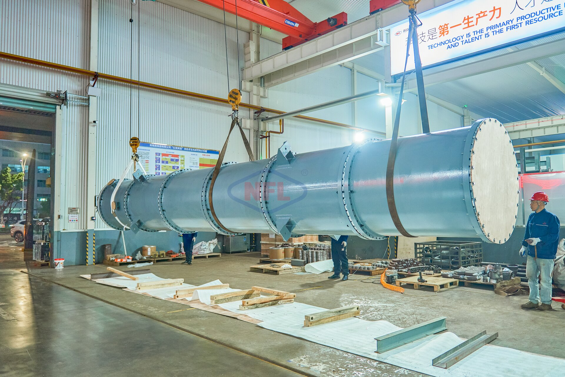 9728太阳集团 | 耐高温全真空水洗塔交付PVDF装置项目安全运行！